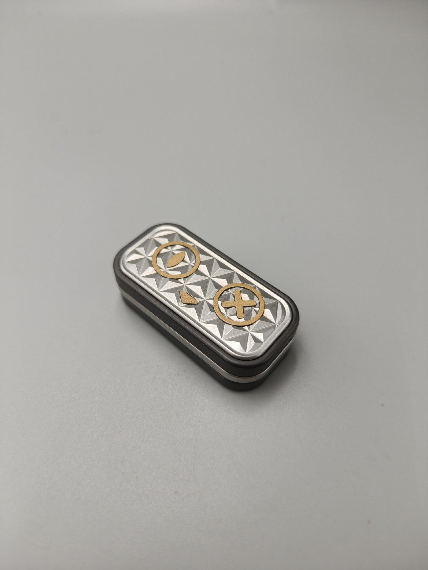 Schrödinger’s Cat Zirconium