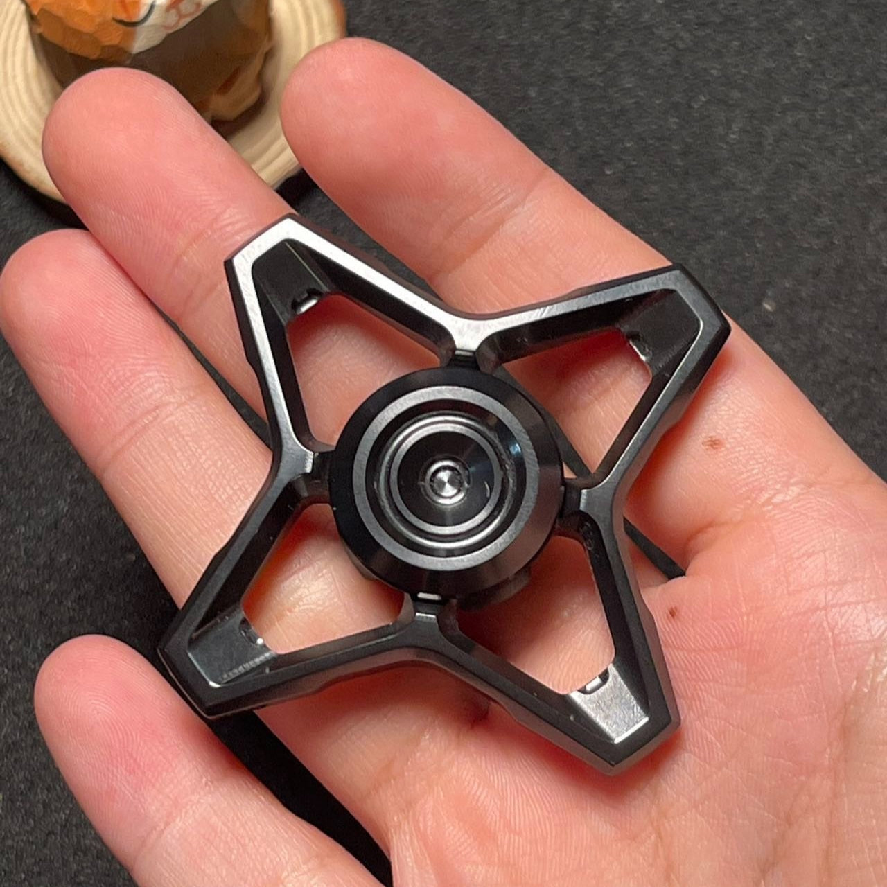 Skylines Zirconium-black