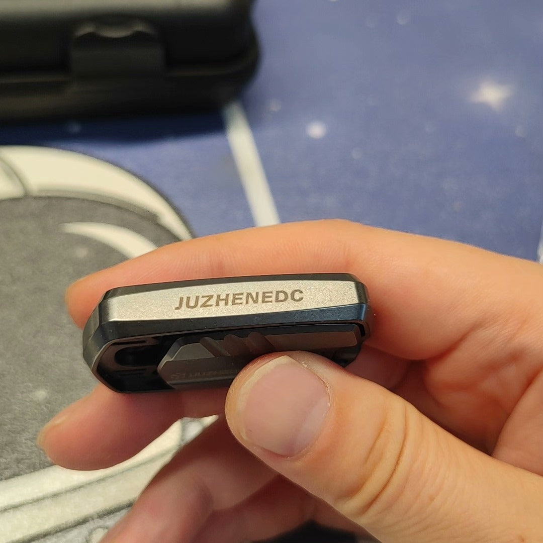 Thousand machines Zirconium