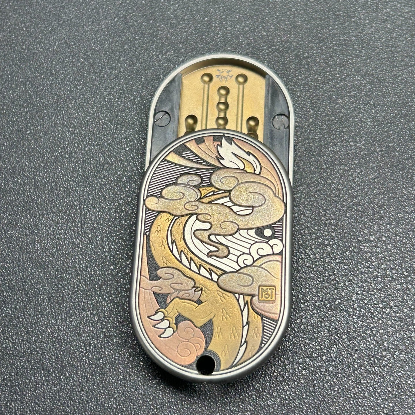 Groove Slider Titanium Dragon