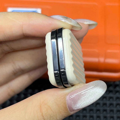 Travel peek + Zirconium