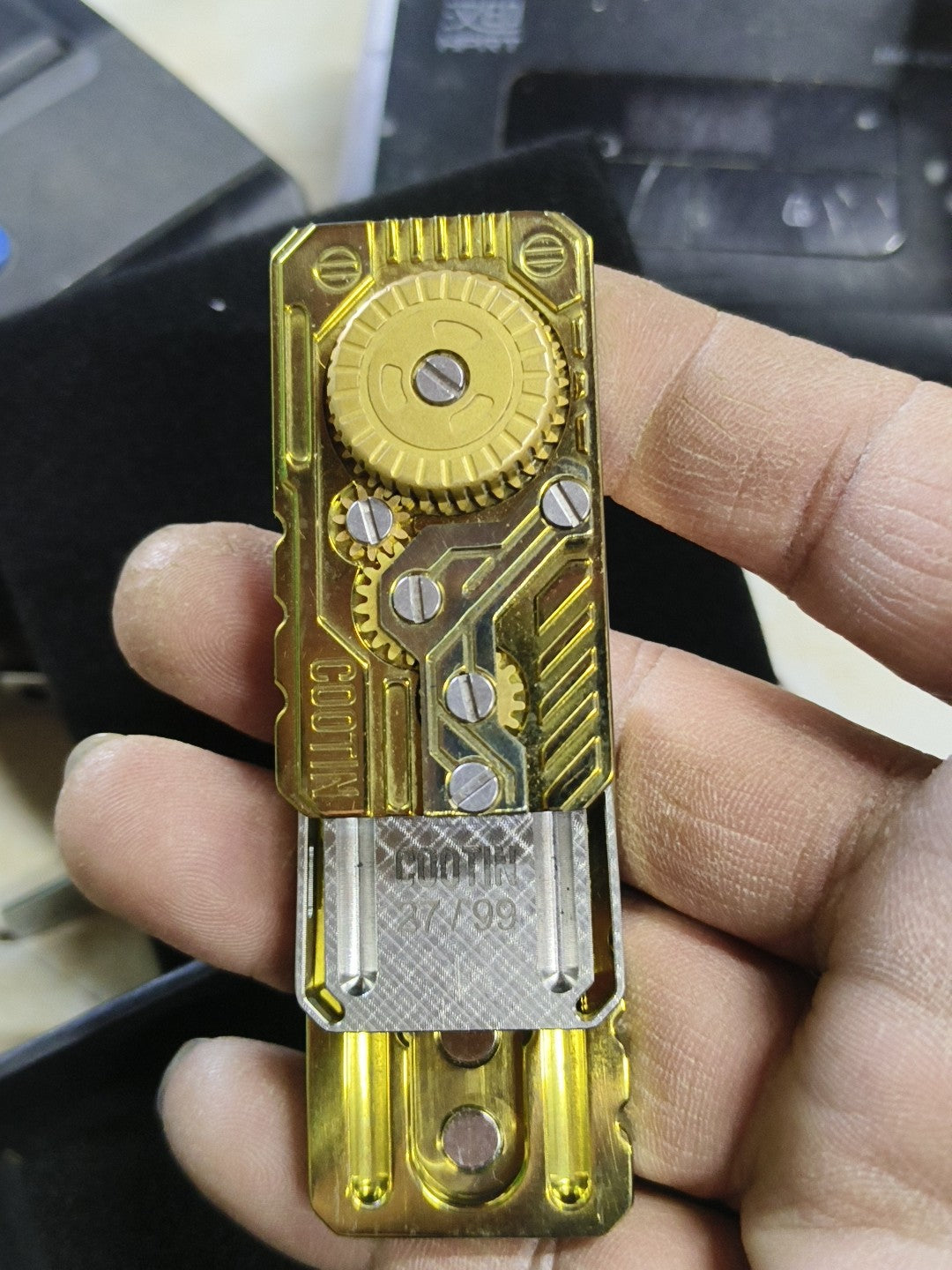 Tuning Fork Zirconium
