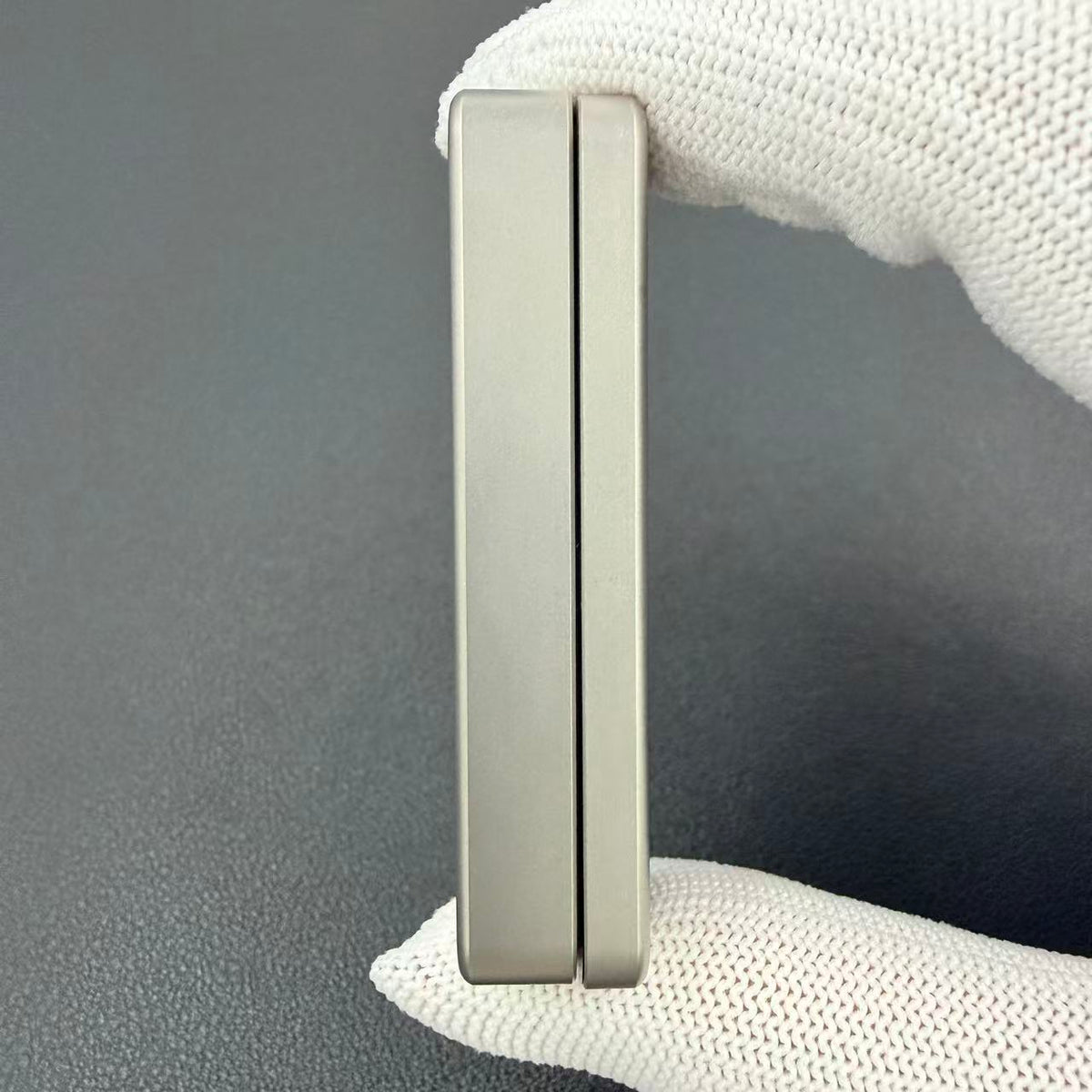 Chewing Gum 2.0 Titanium Limited Edition