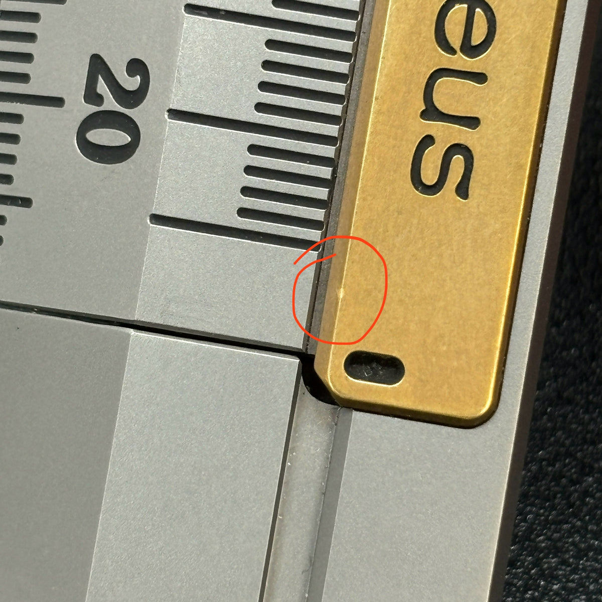 Quirky Ruler Titanium