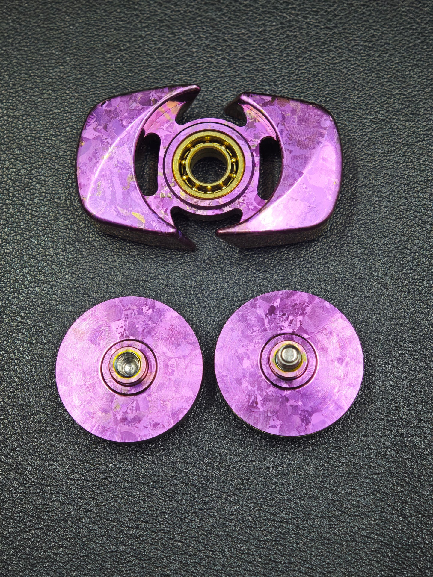 Spinner Crystallized Titanium