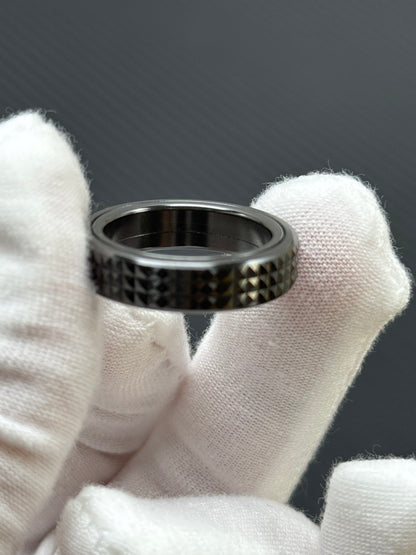 Pig Ratchet Zirconium