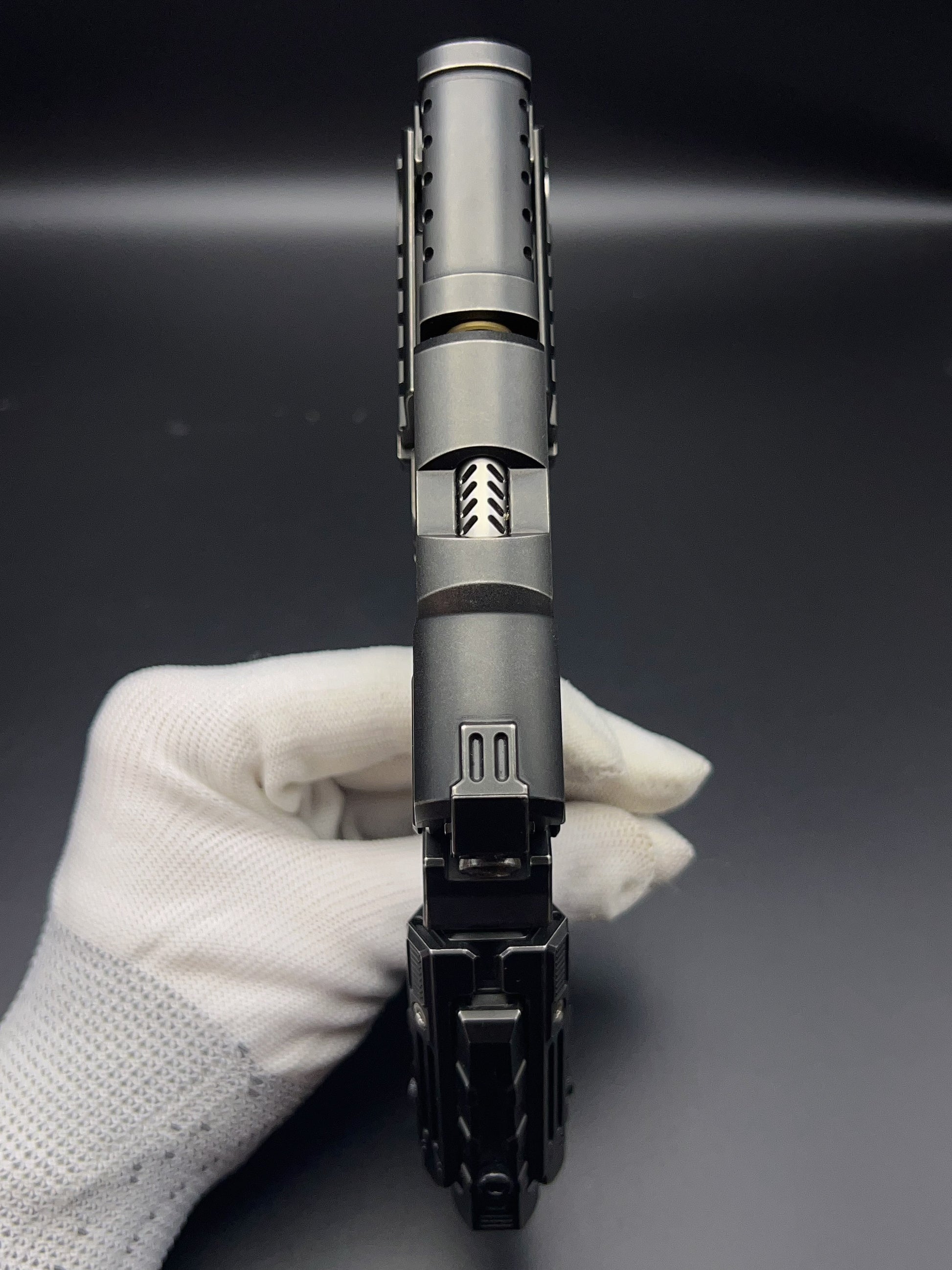 Fang PEI Titanium