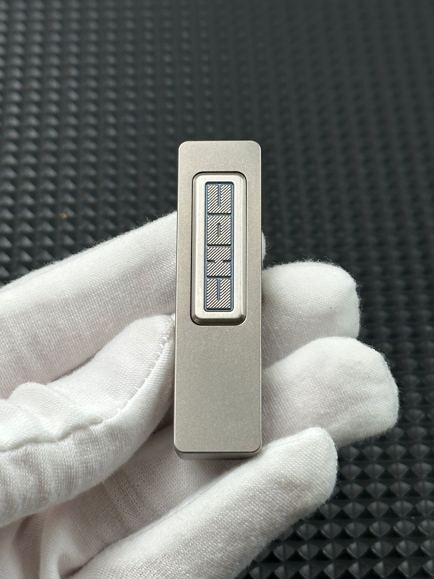 Choc Titanium