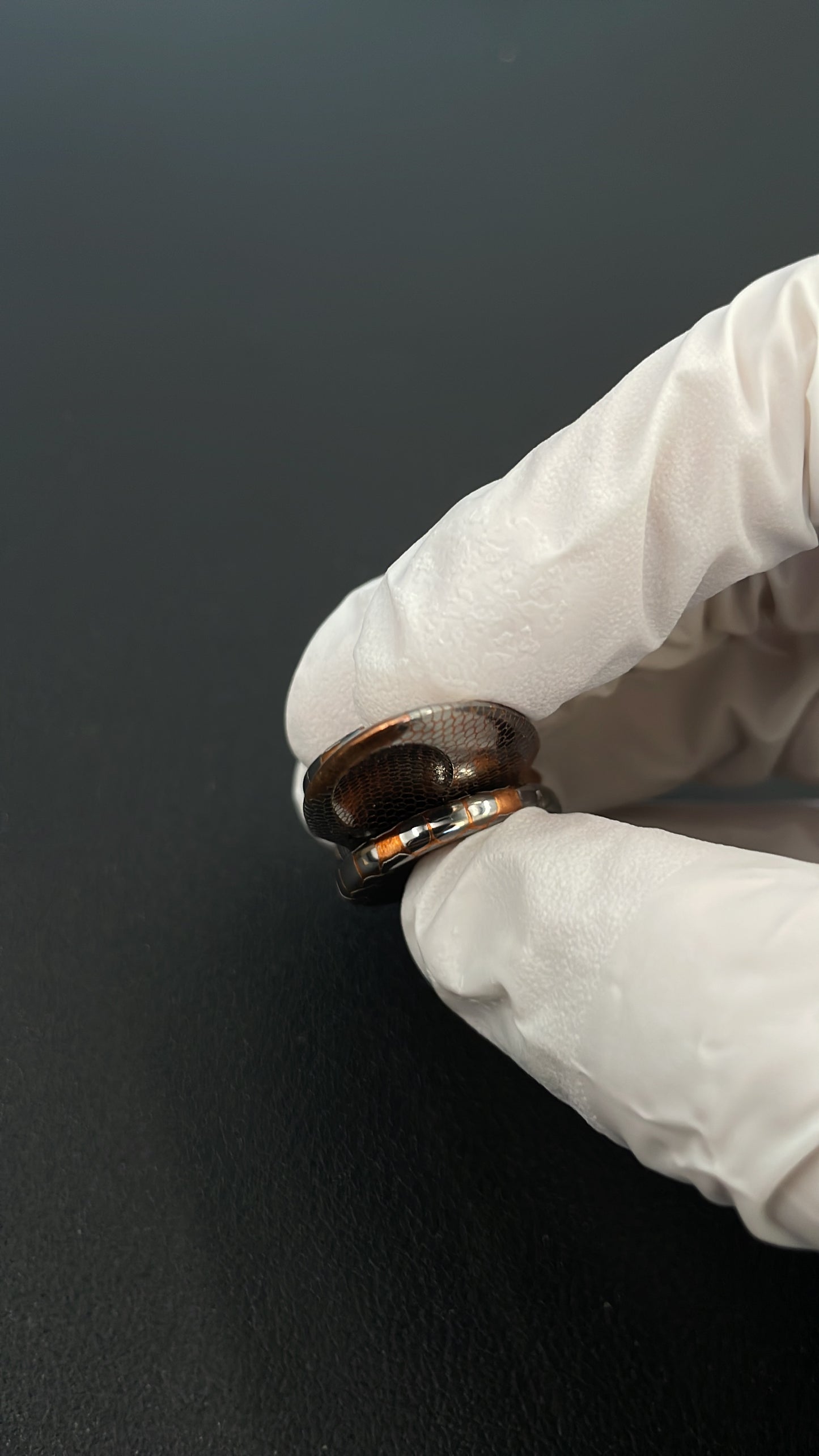 Dragonfly Superconductor