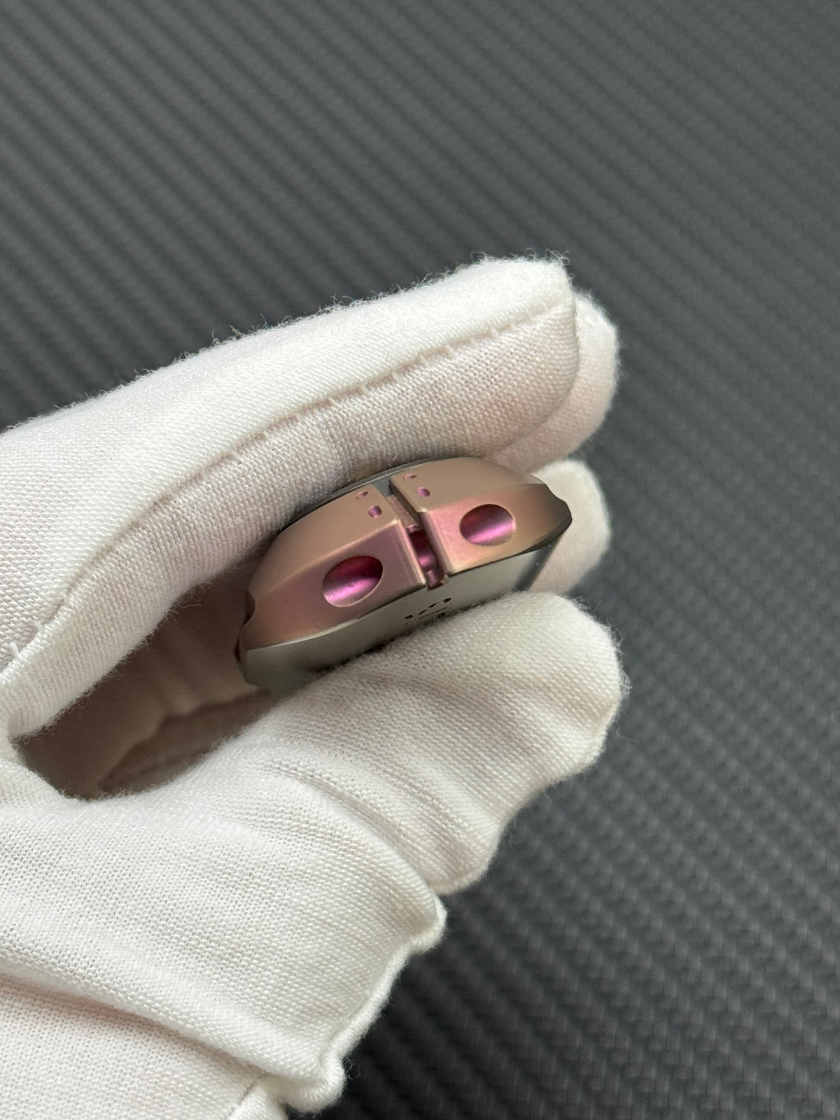 Roche Strike Titanium