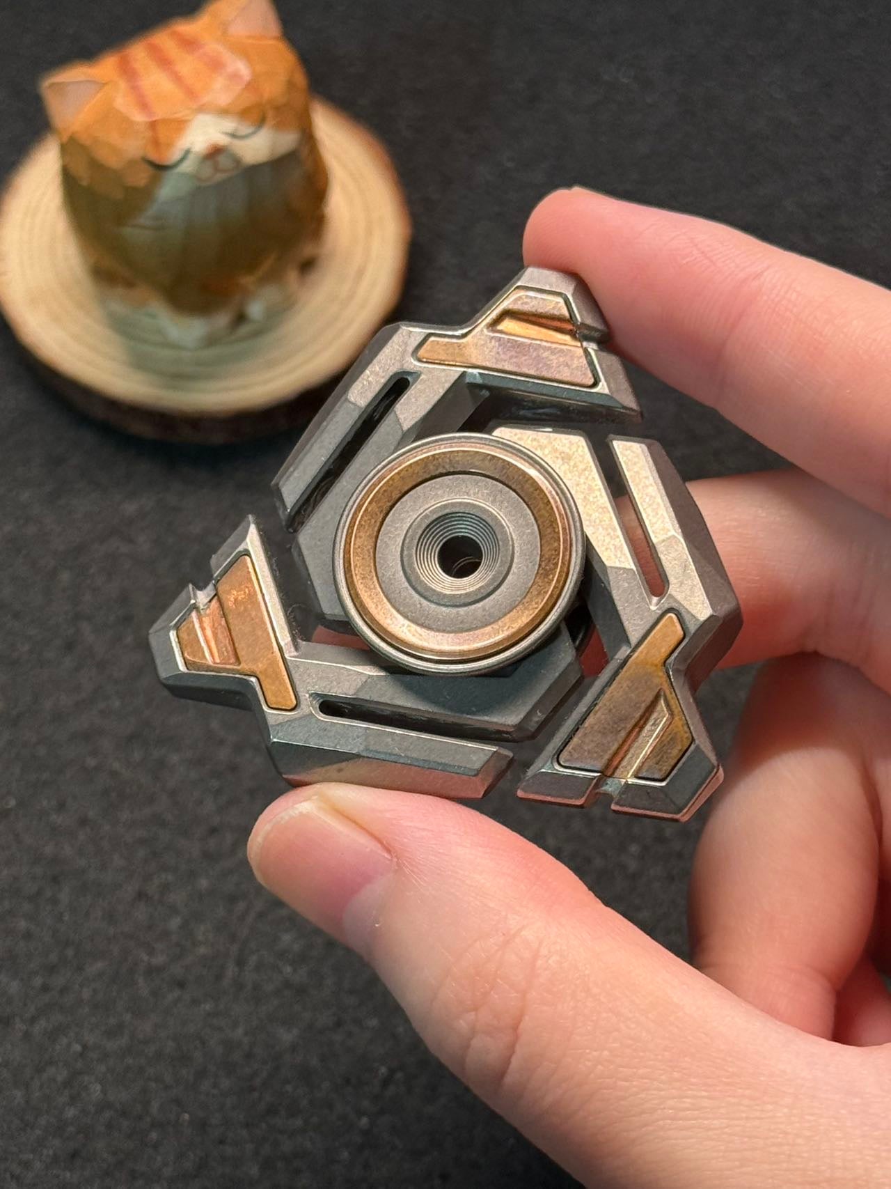 Ouroboros Titanium