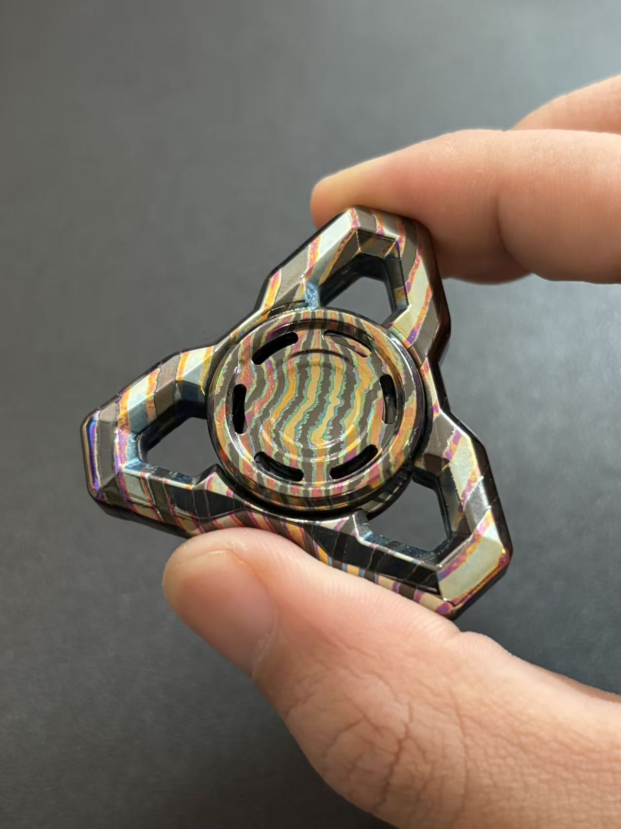 216EDC E.X.P Spinner og Zircuti