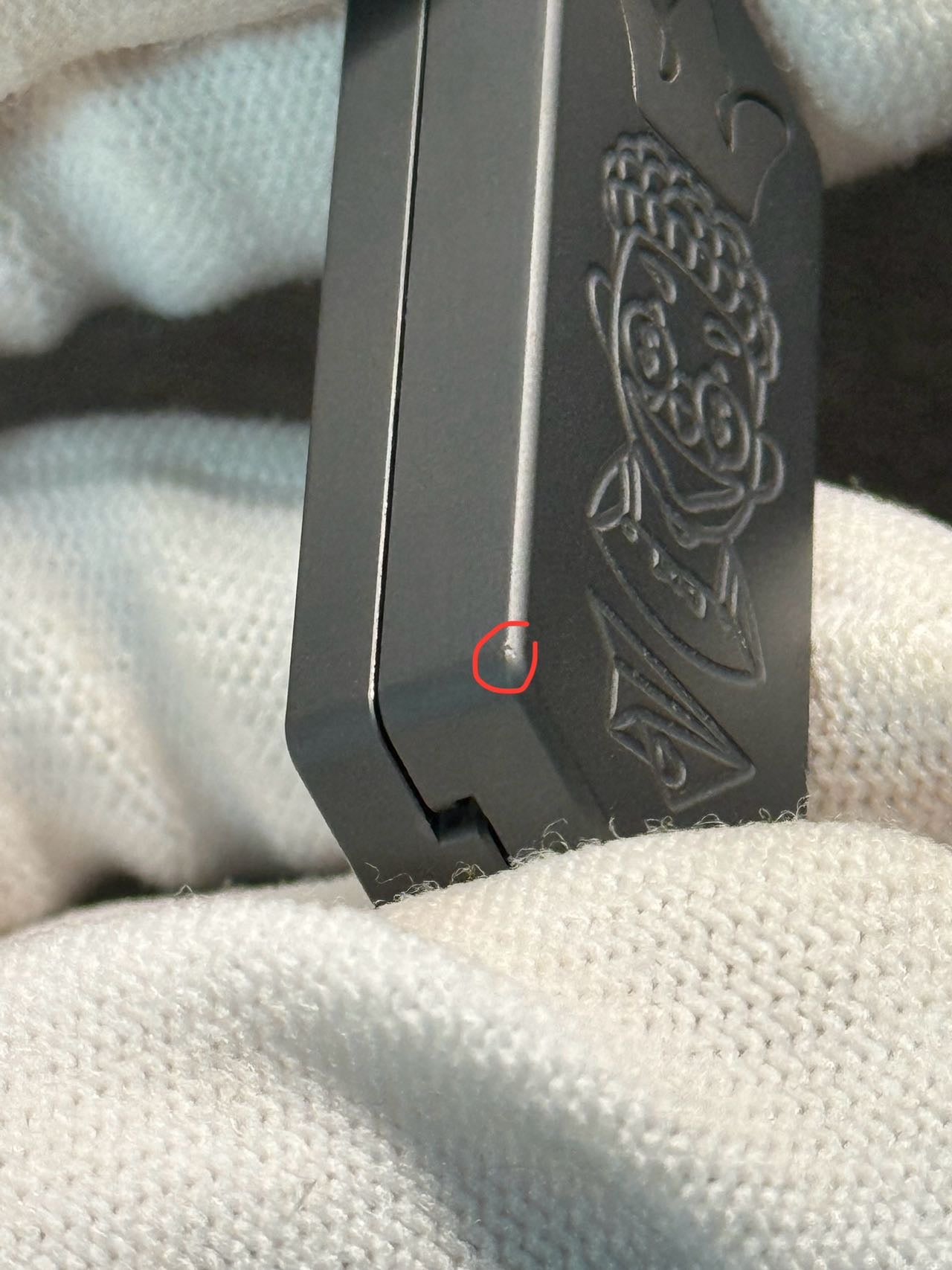 Plane Zirconium