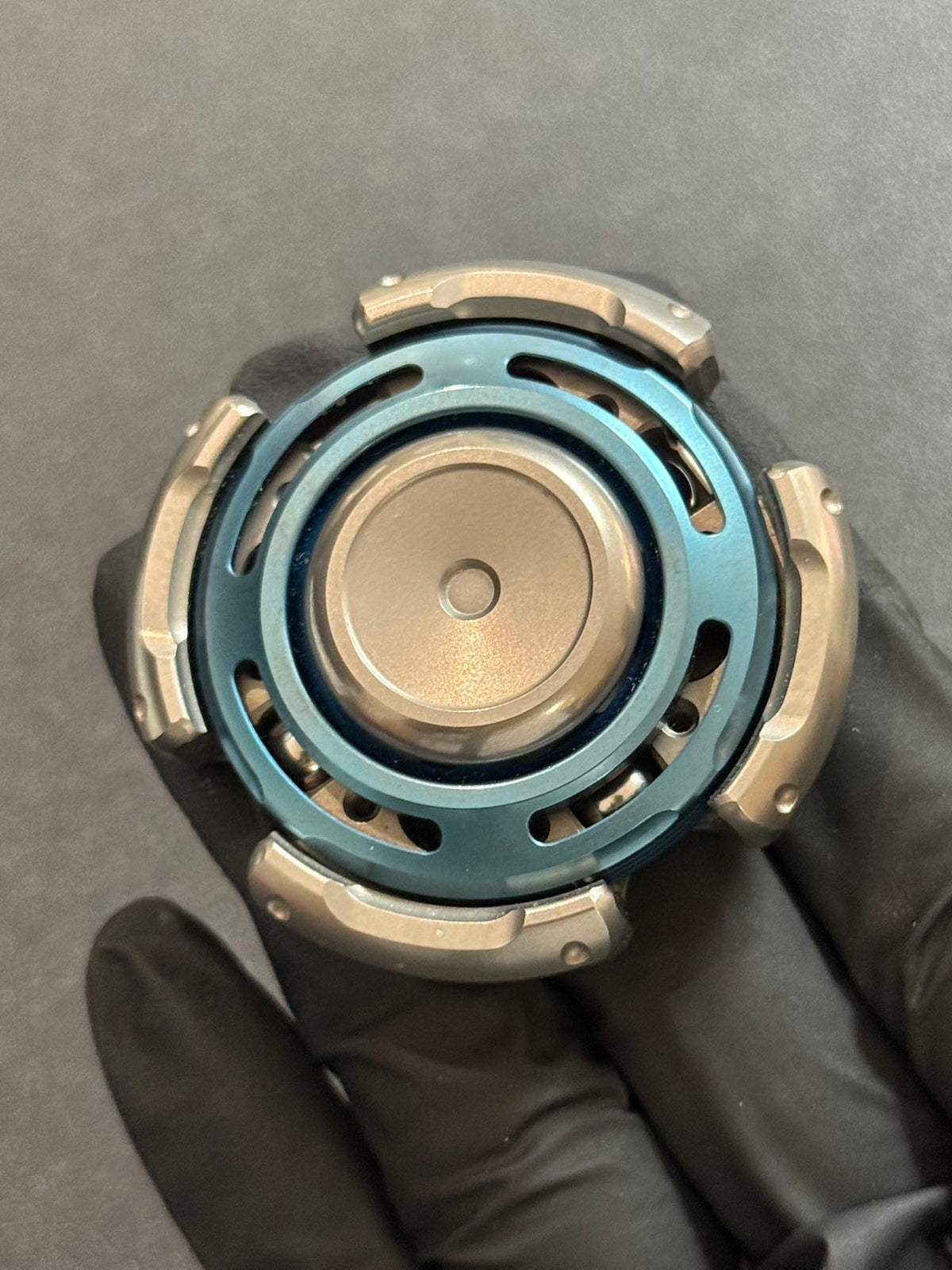 Resonance Titanium