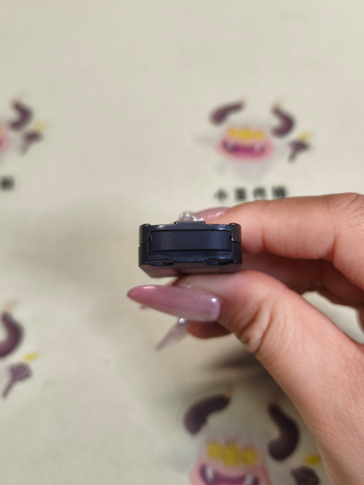 Ultrathin Dense Core Zirconium
