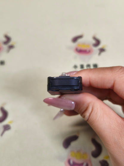 Ultrathin Dense Core Zirconium