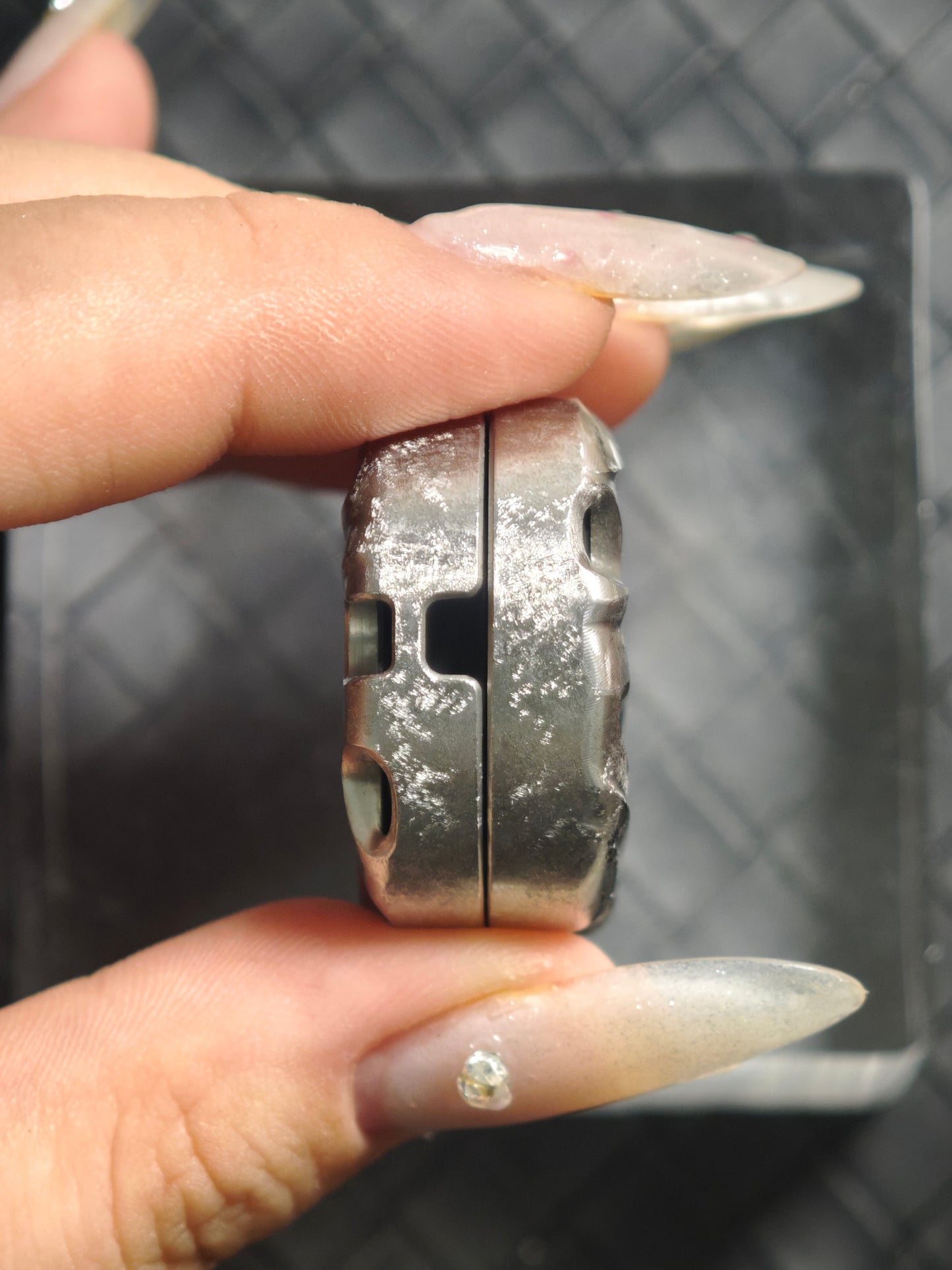 Lag Stainless Steel