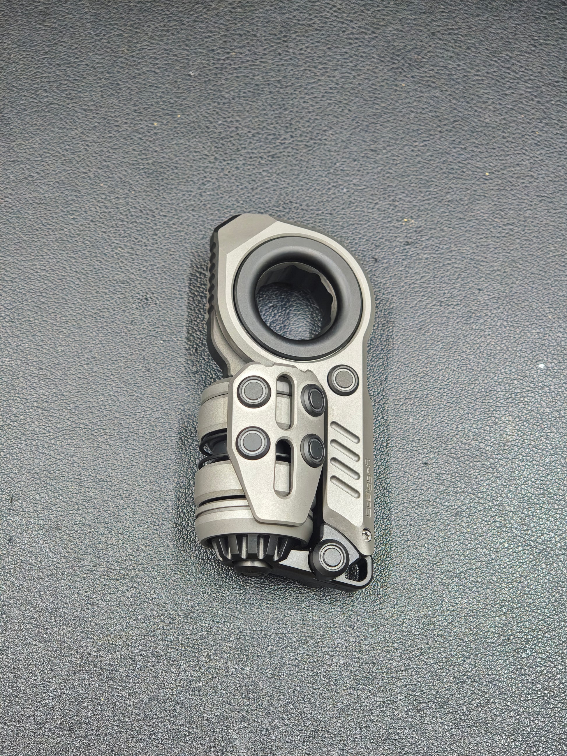 Sinian Titanium