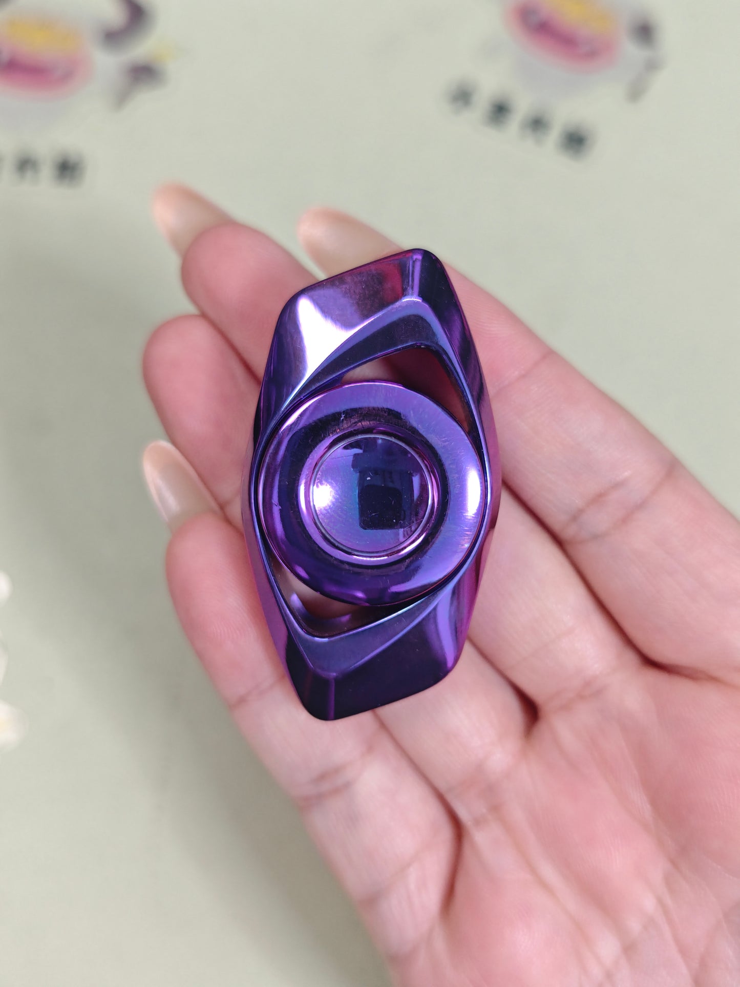 Mirror Eye Zirconium