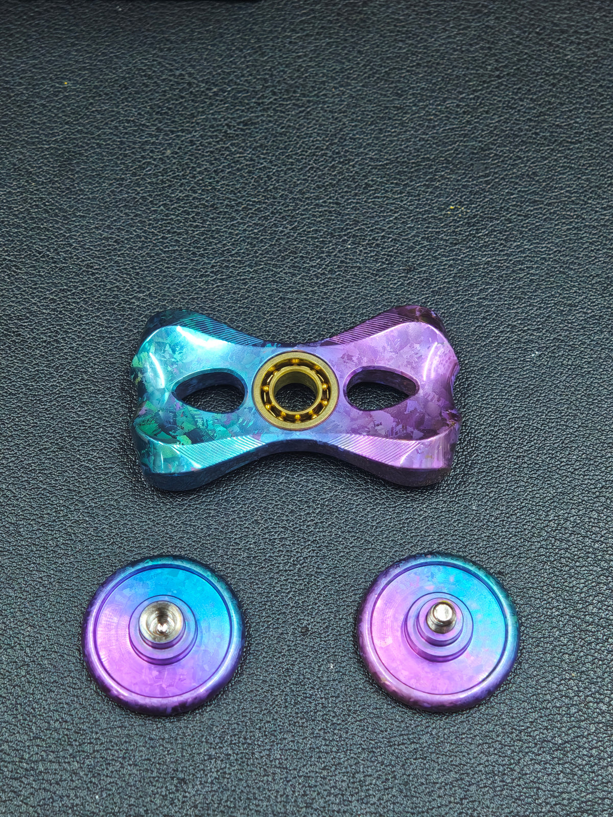 Kiva Crystallized Titanium