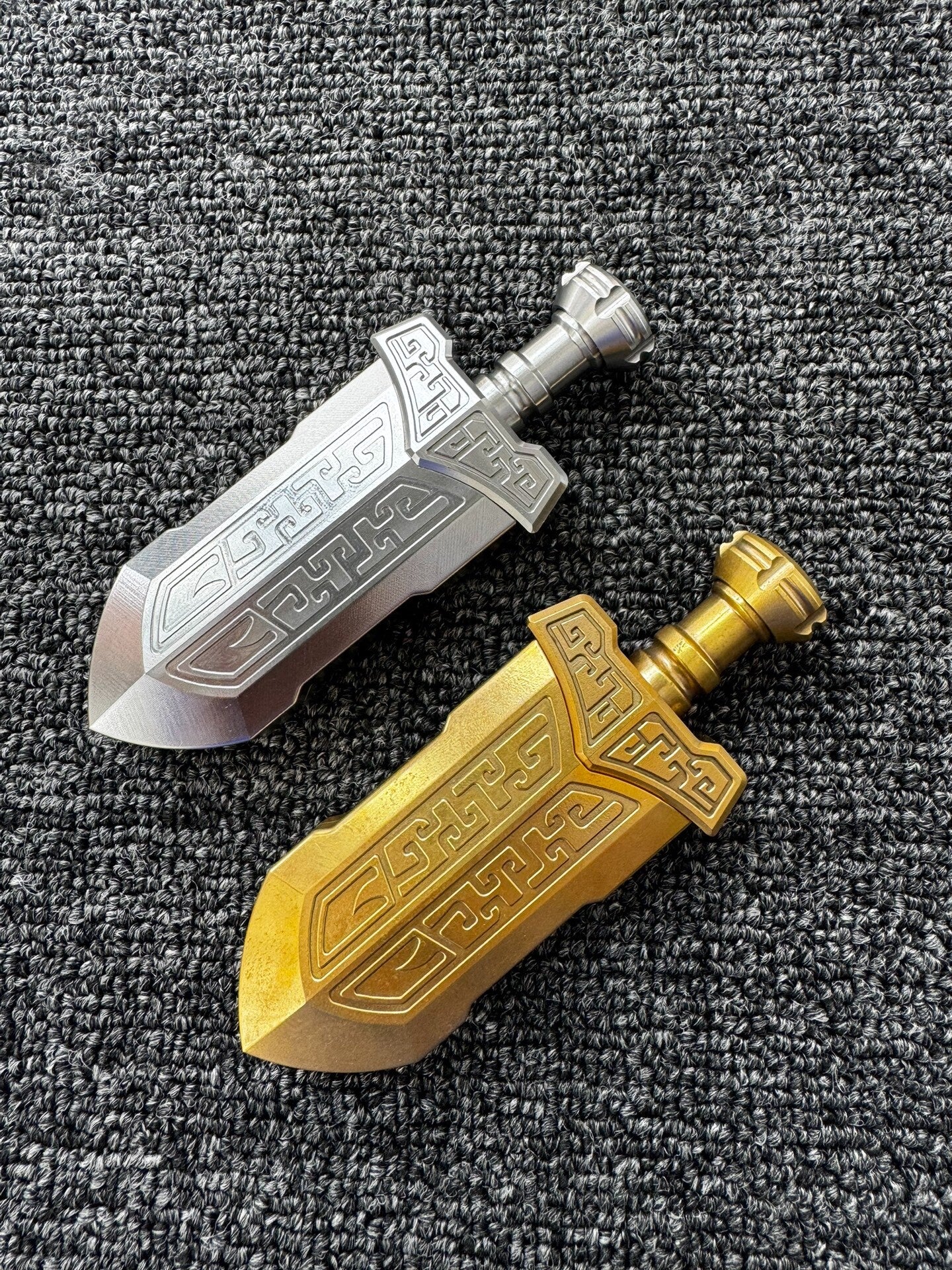 Dingguang Sword Bronze