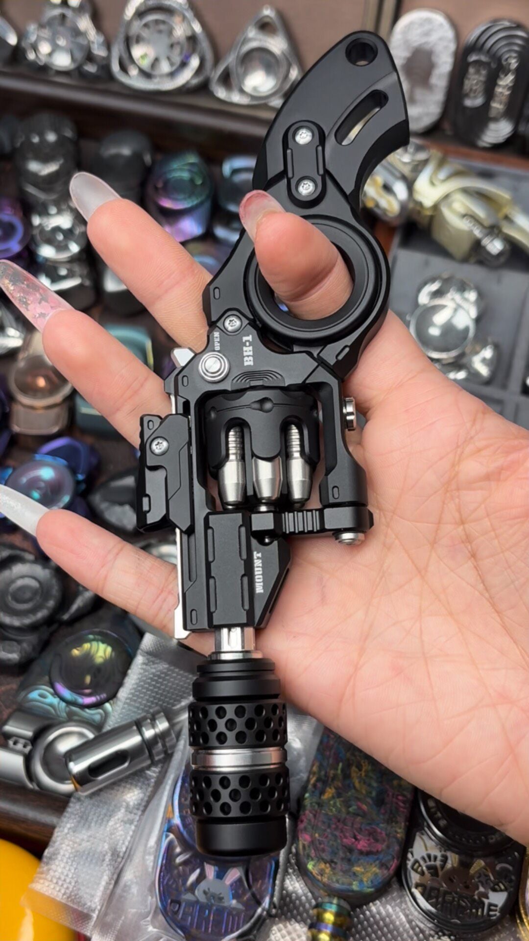 Breaker Aluminum
