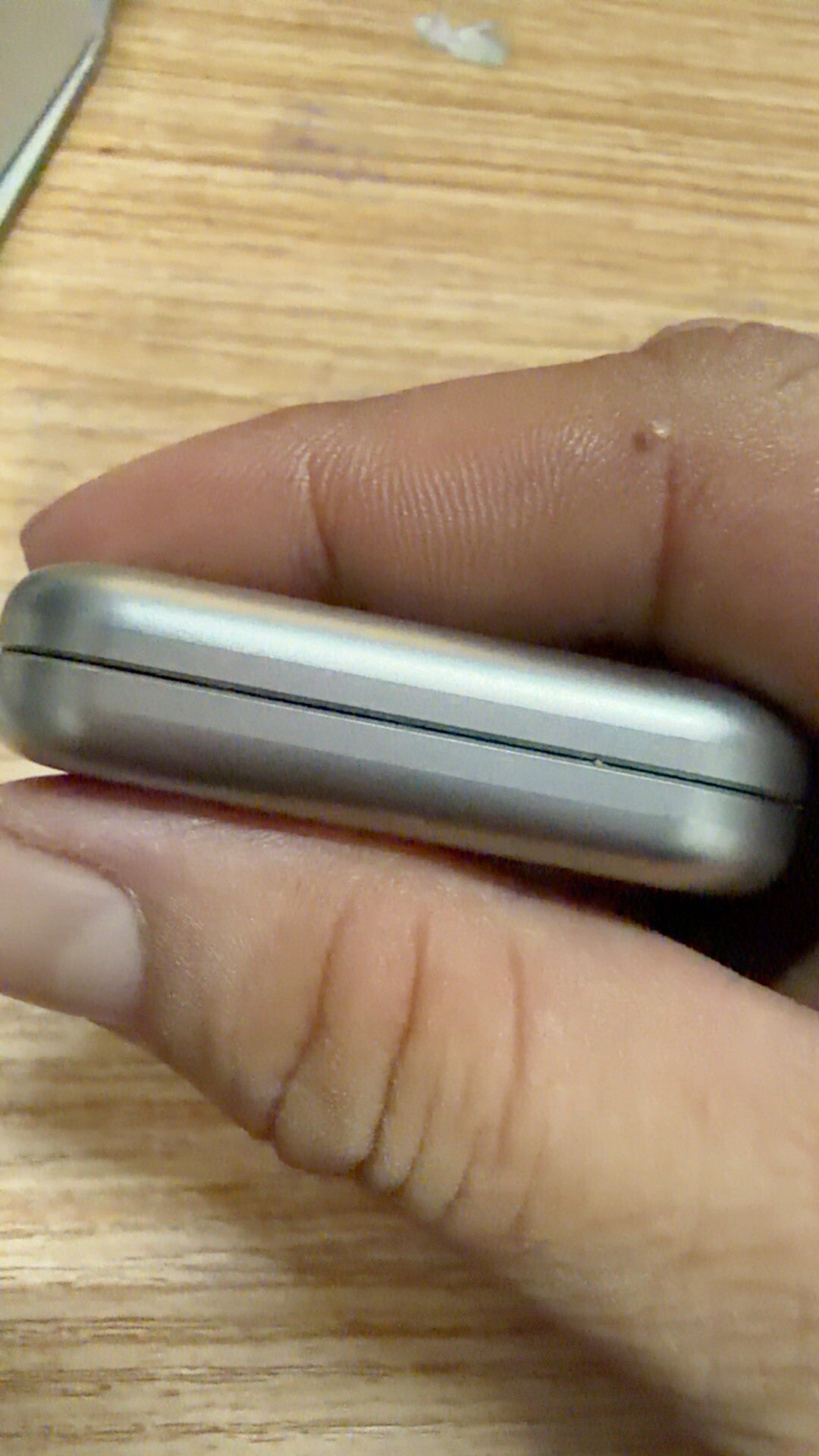Floating Cloud Titanium