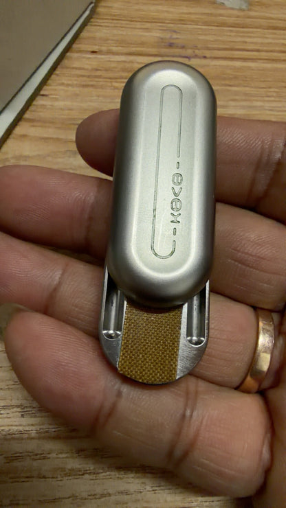 Floating Cloud Titanium