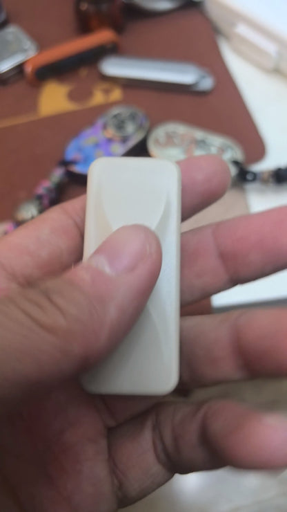Hourglass S2 PEEK
