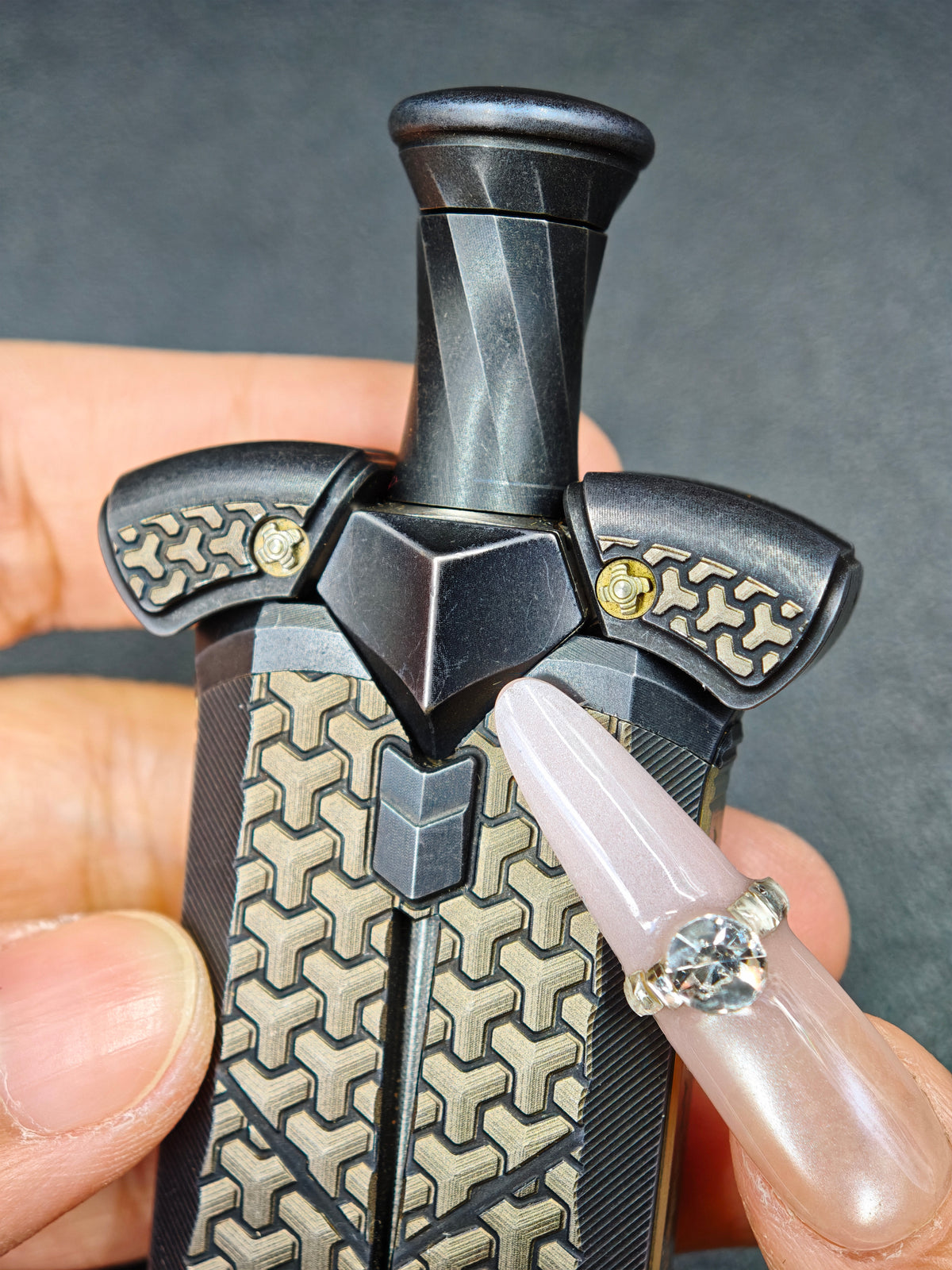 Pangolin General Lake Sword Titanium