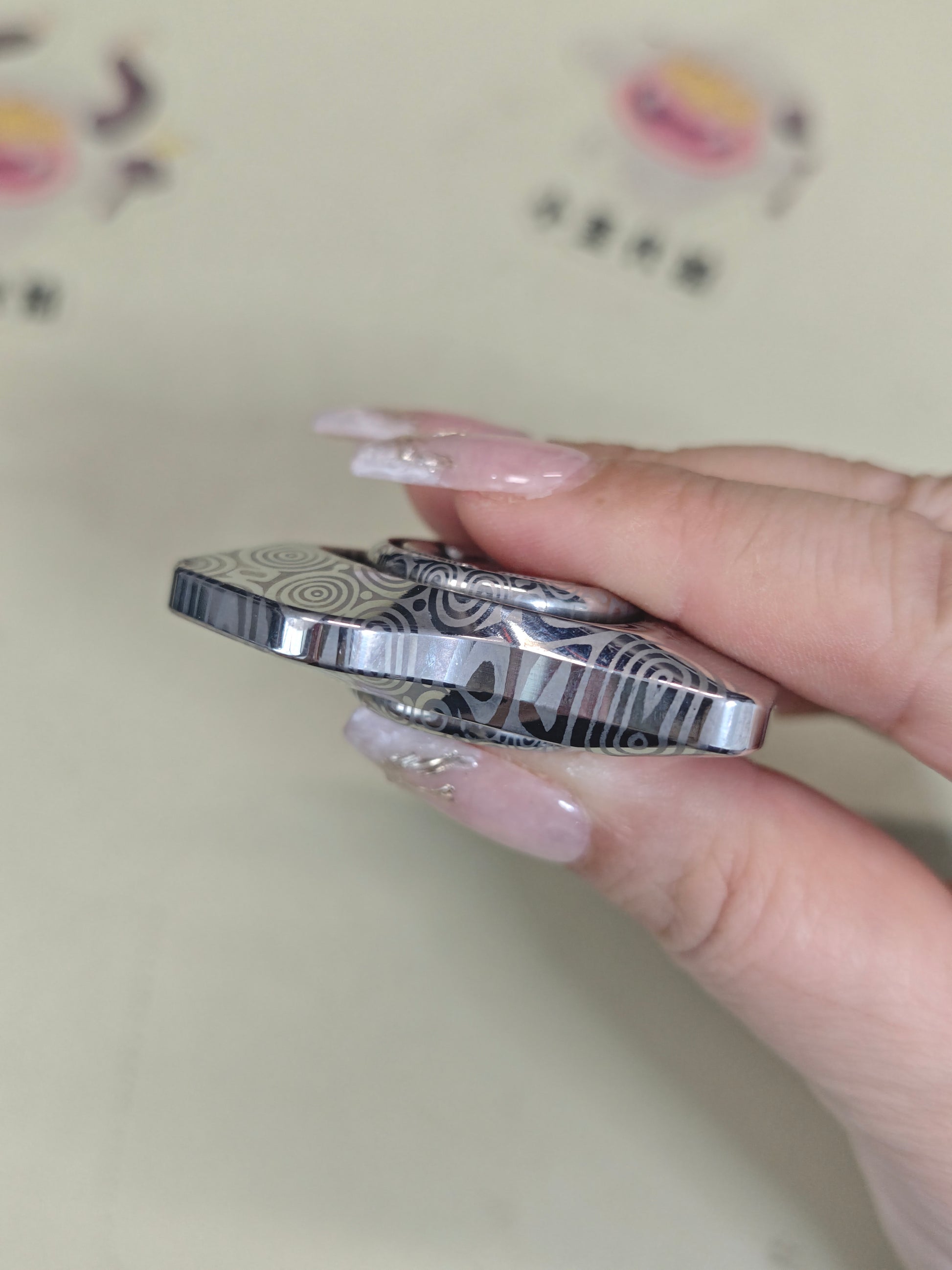 Phantom Dual Leaf Stainless Steel