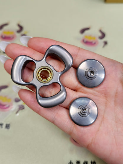 Three-Leaf Horizon Tungsten