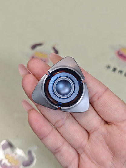 BIT 04 Titanium