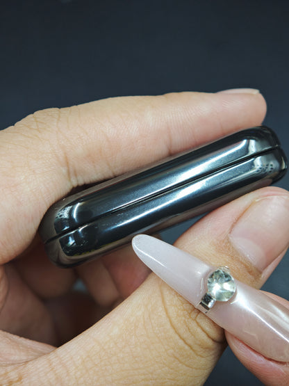 Floating Cloud Zirconium