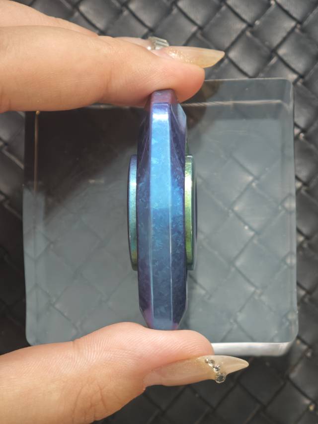Phantom Dual Leaf Crystallized Titanium