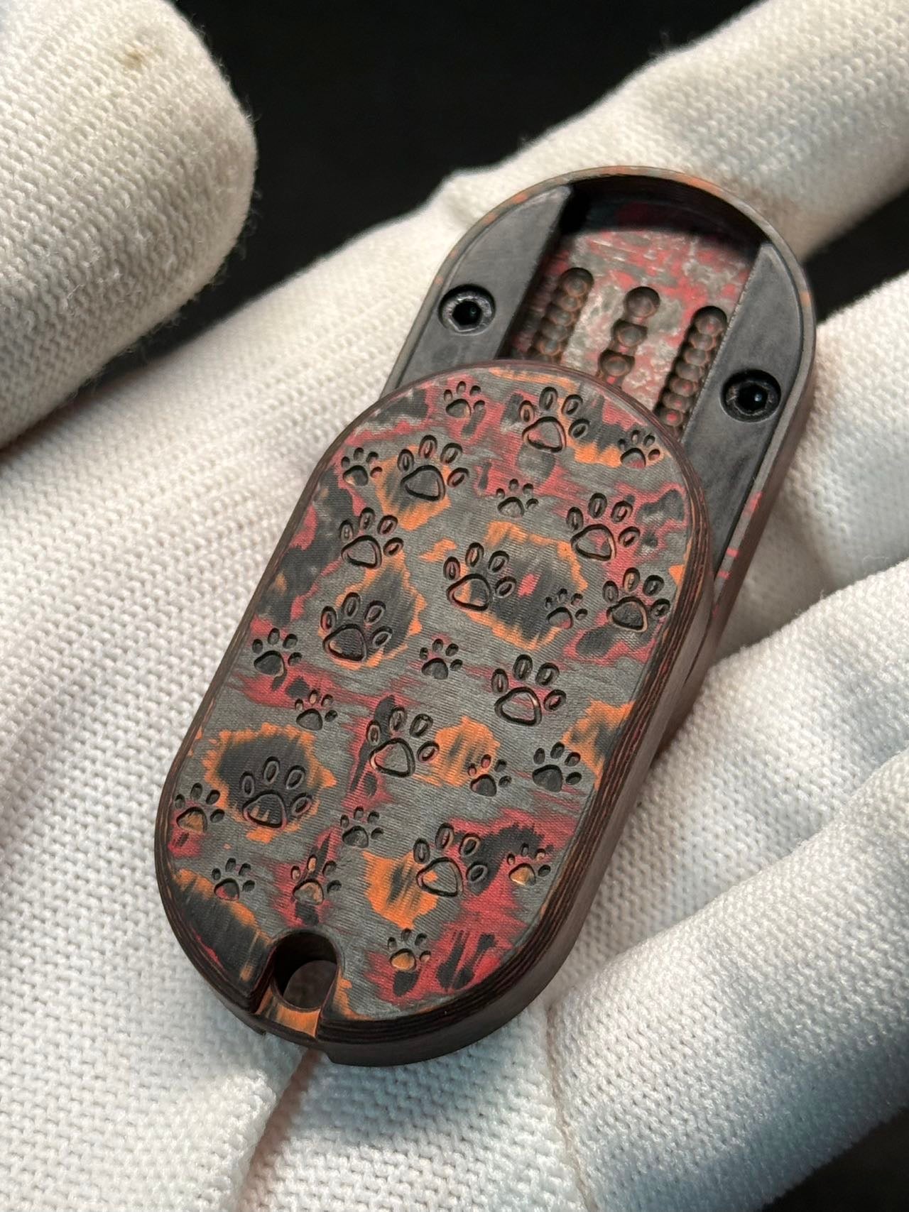 F2 Carbon Damascus