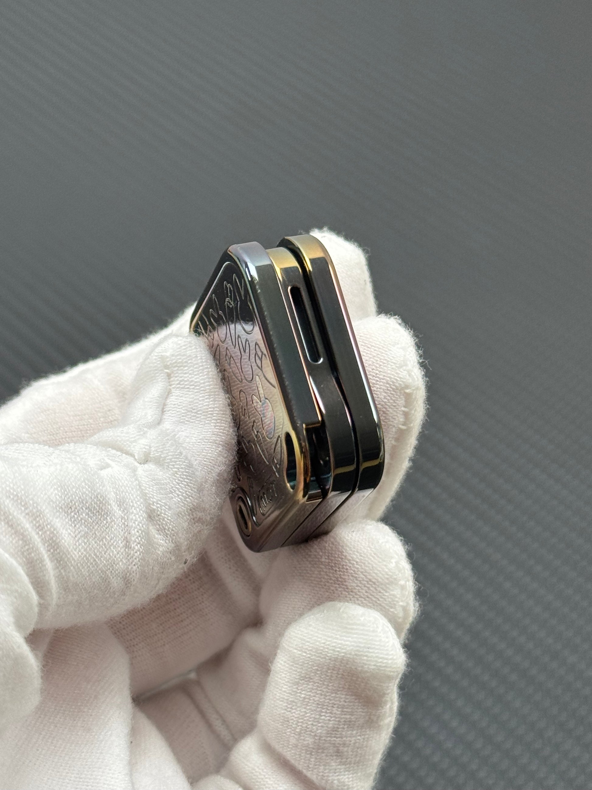 SNAP Zirconium Oil Slick