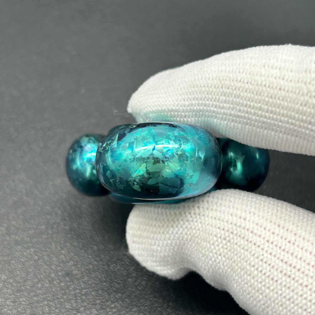 sandan Crystallized Titanium