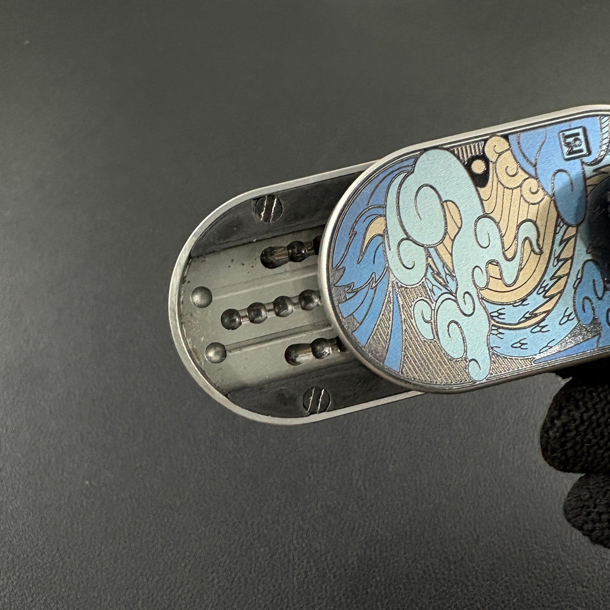 Capacitor Titanium