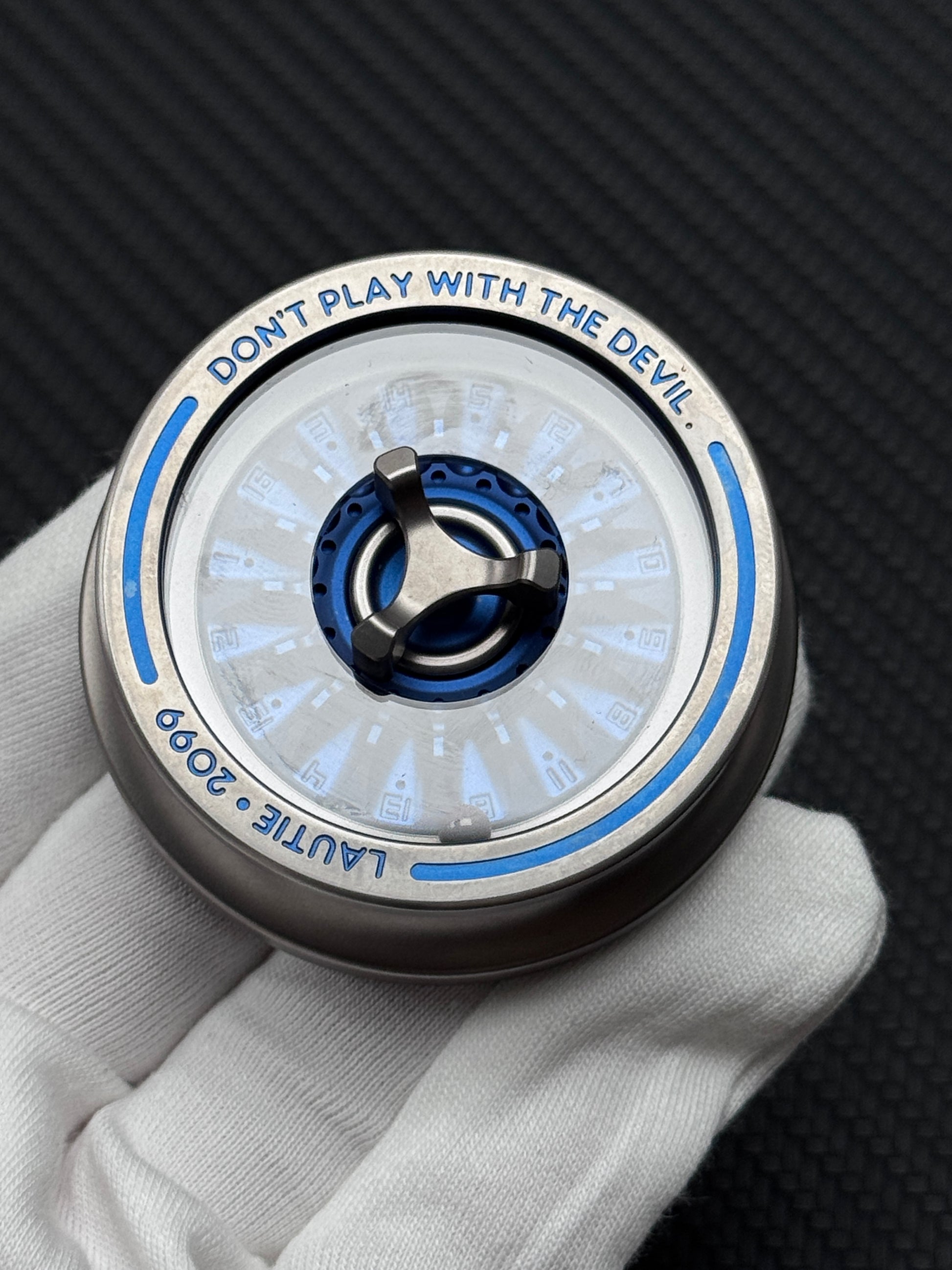 Carnival Roulette Titanium