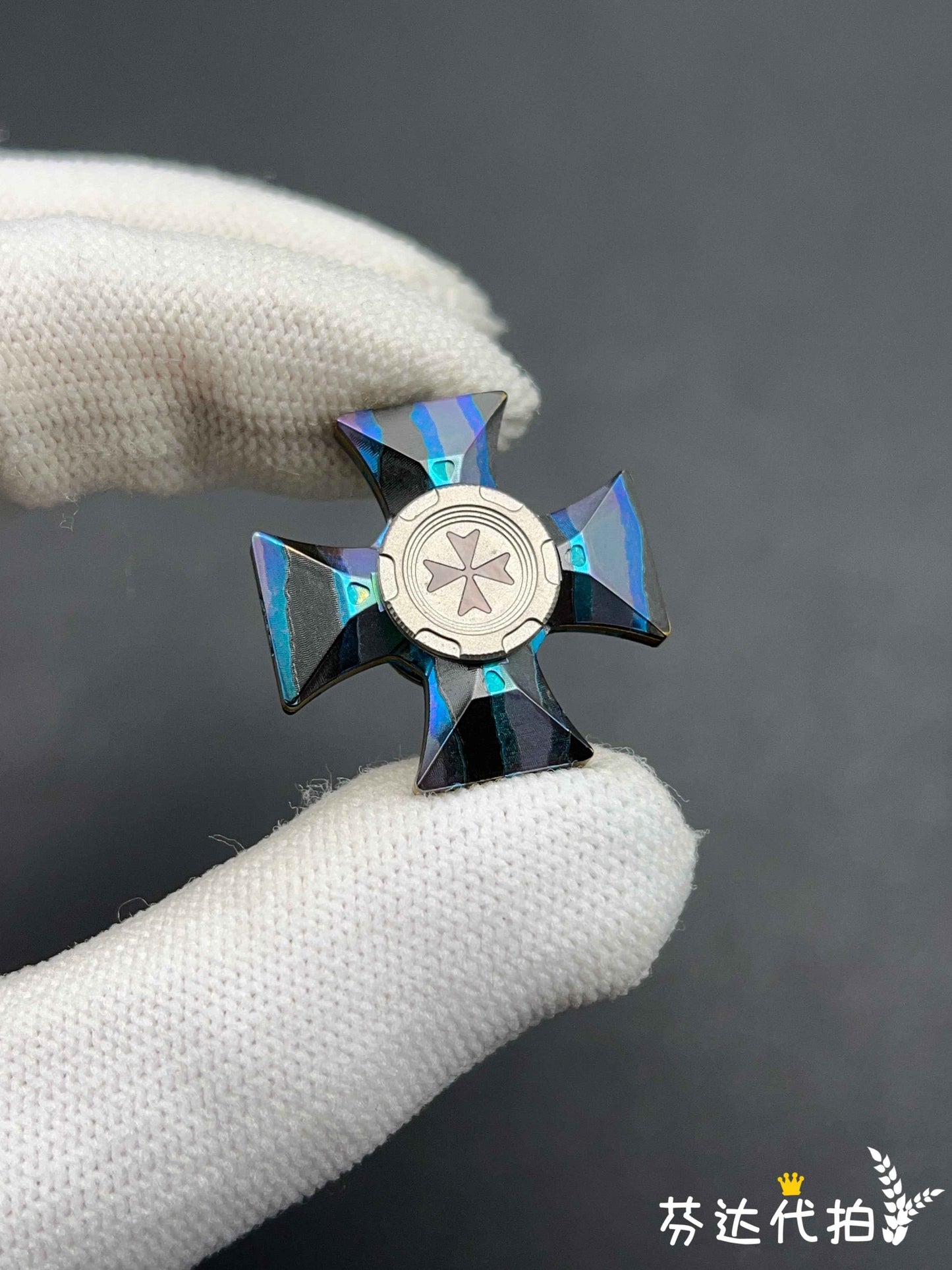 Malta Cross Zircuti