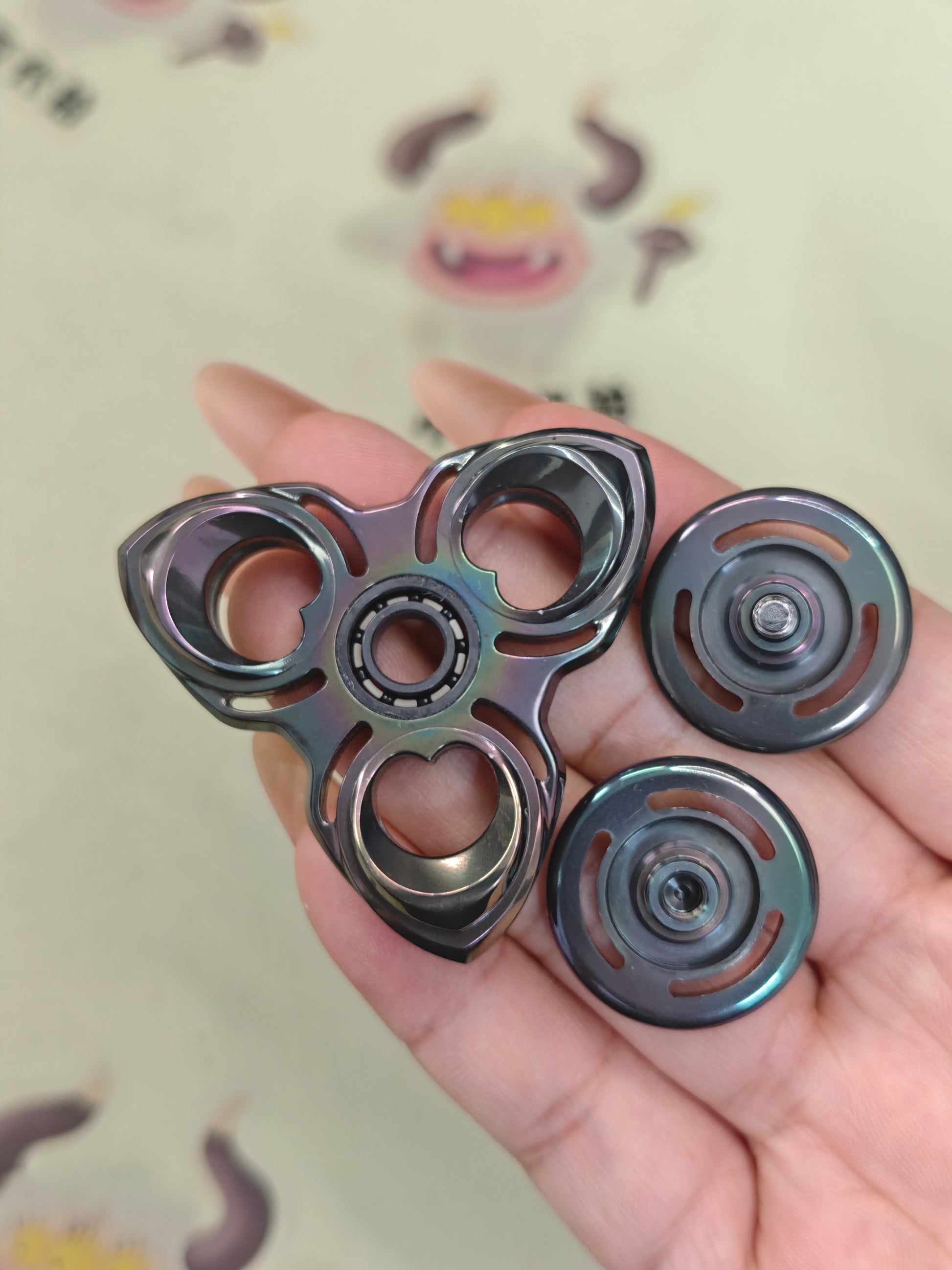 Twin Plume Zirconium Oil Slick