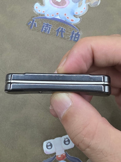 Snake Zirconium