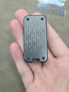 Pop Up Zirconium