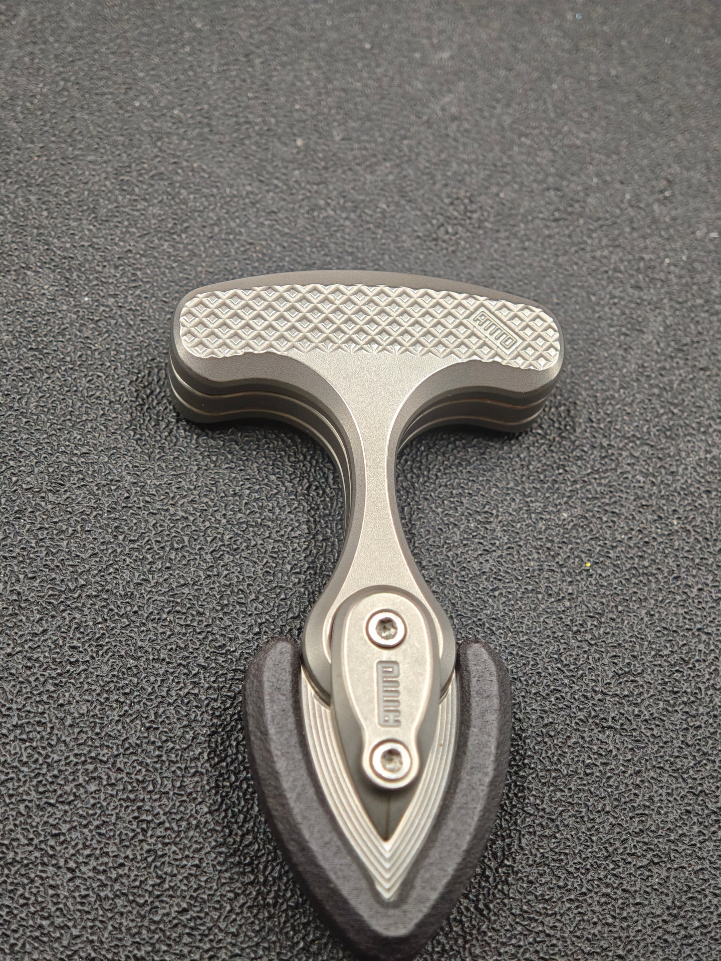 Sailor Knuckle Titanium