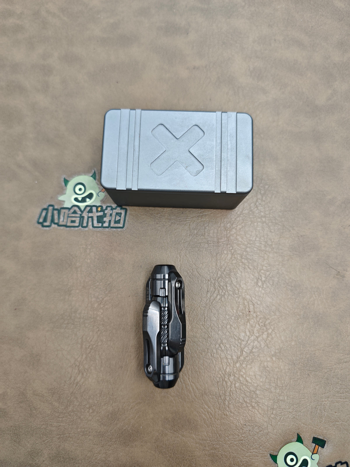 Lazer Crystalized r Zirconium