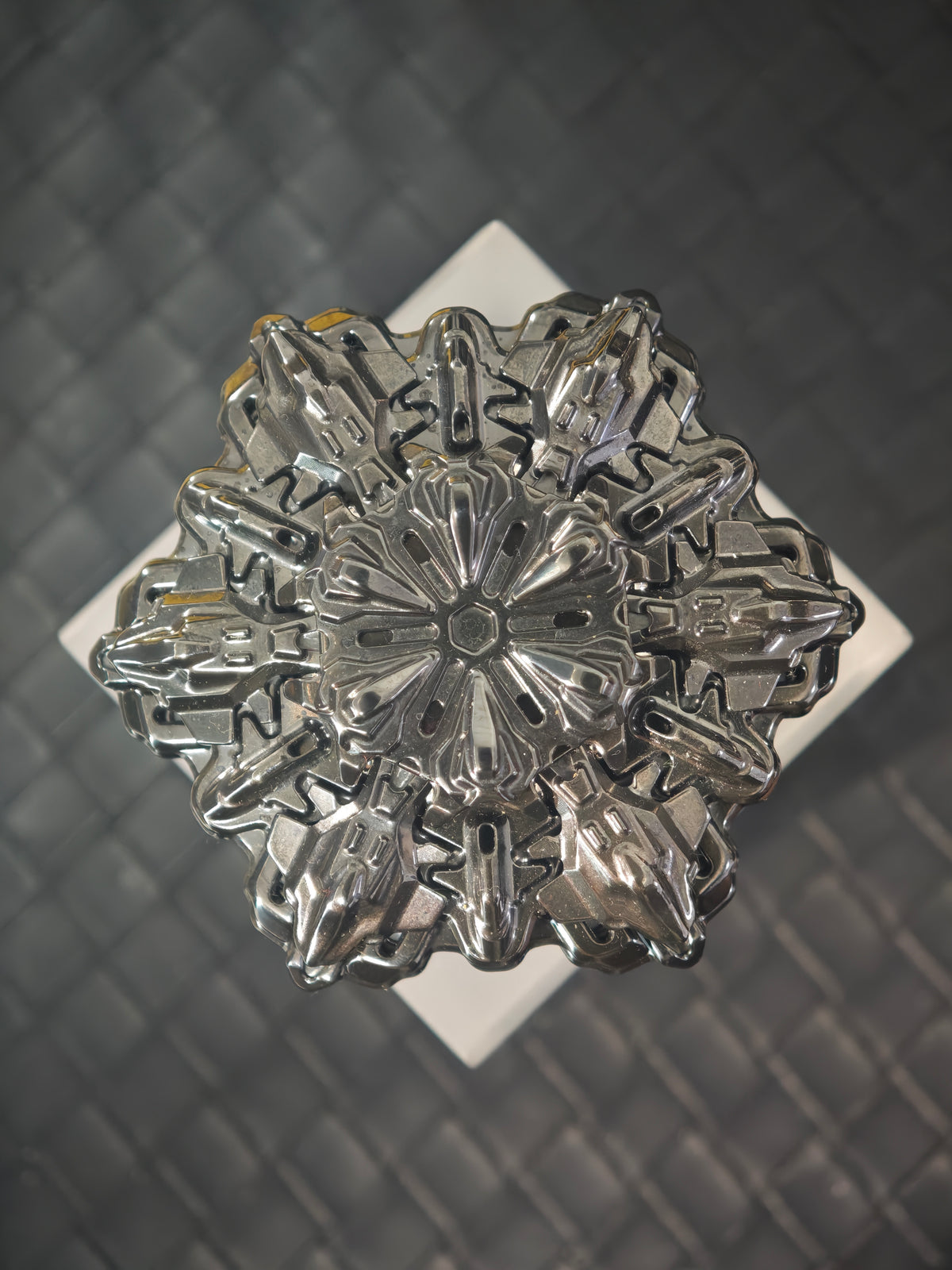 SEQUENCE EDC Dijiang Shell Opening Zirconium Polished