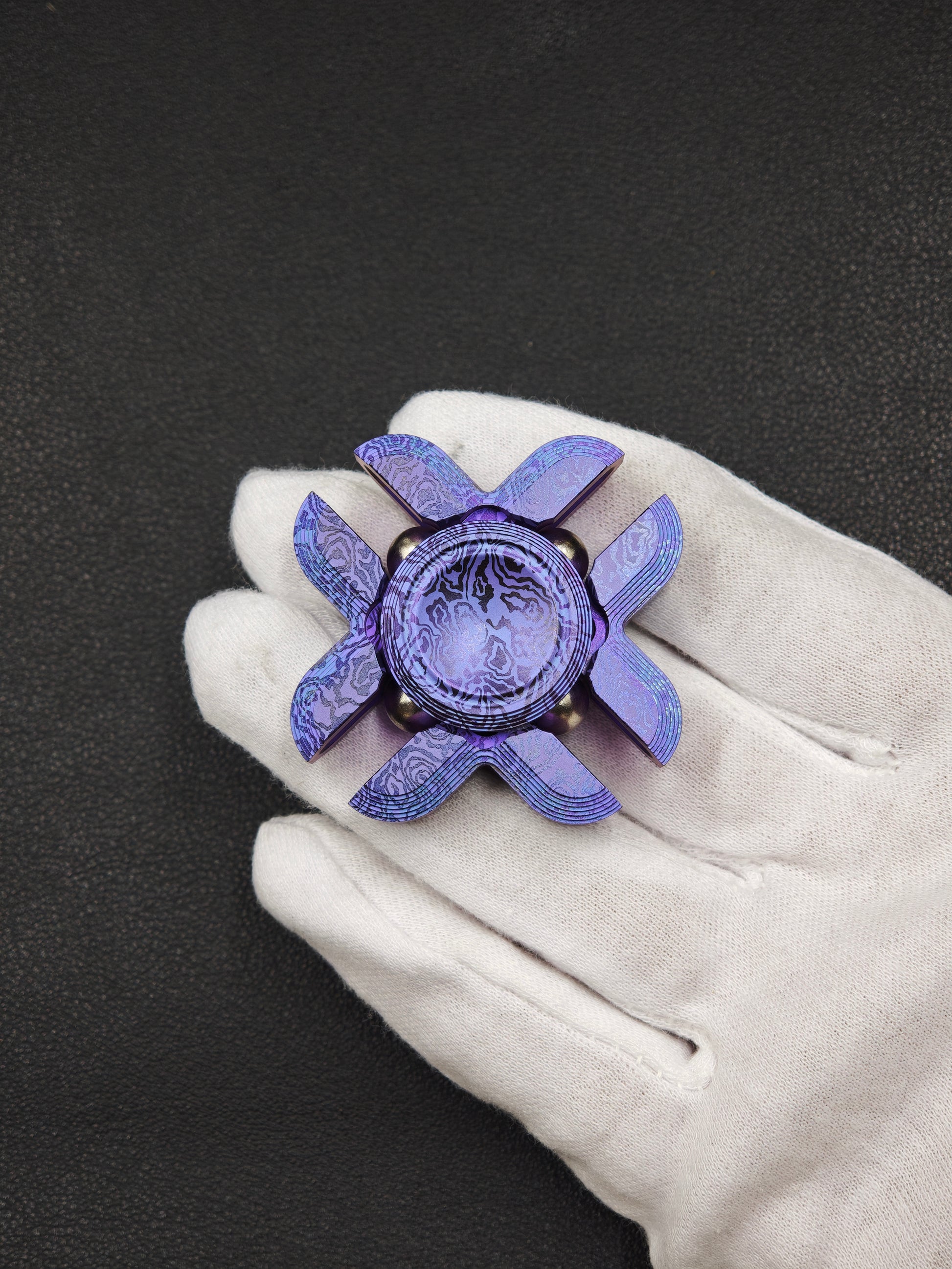 XO Titanium Mokuti