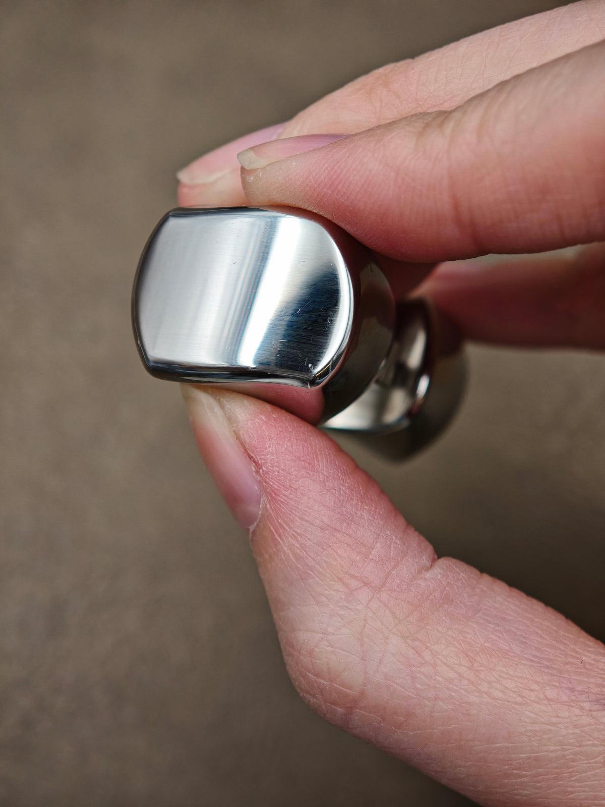 Zhen Stainless Steel Polished