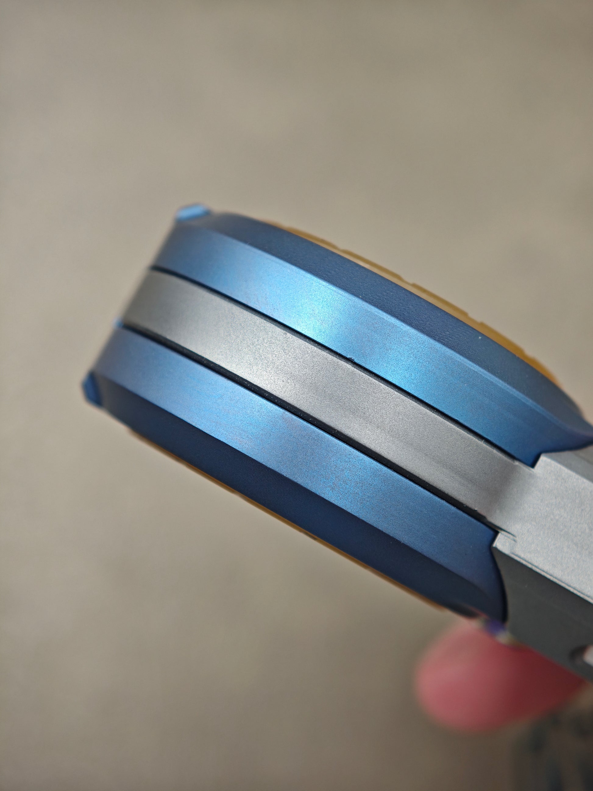 Qi Hang Titanium